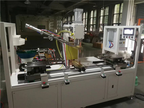 3雙工位螺栓自動點焊專機.jpg